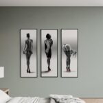 Série de trois tableaux verticaux art glamour femmes en talons louboutin, décoration murale triptyque.