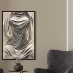 L'œuvre Drapé 3 de Jocelyn Bouget exposée dans un salon élégant, soulignant le contraste entre le textile et le mobilier moderne.